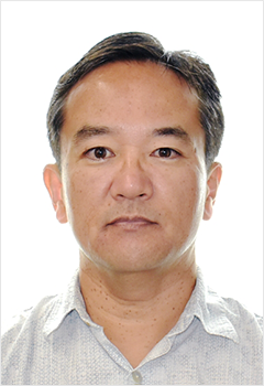 speaker photo