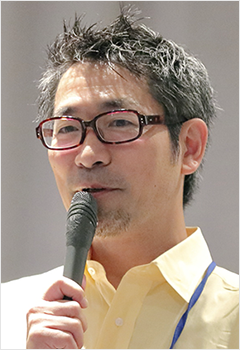 speaker photo